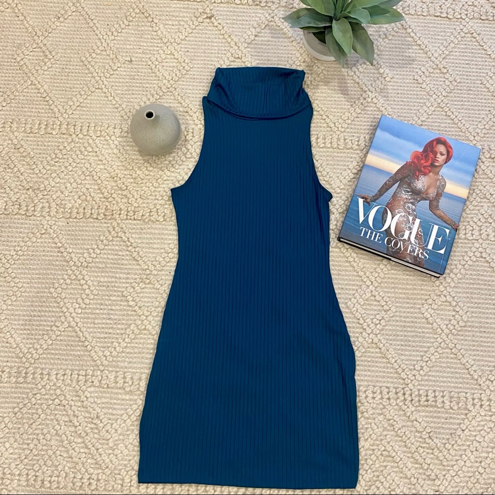 Kendall & Kylie Sleeveless Turtleneck Dress (Teal) *NEVER WORN*